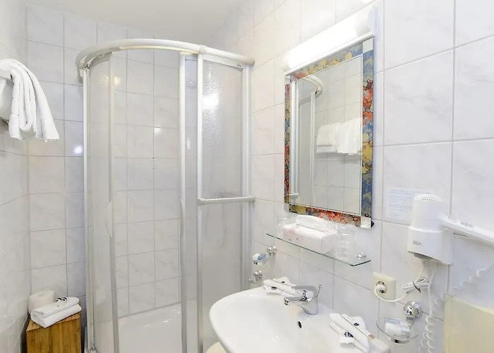 Hotel Ambiente 3*